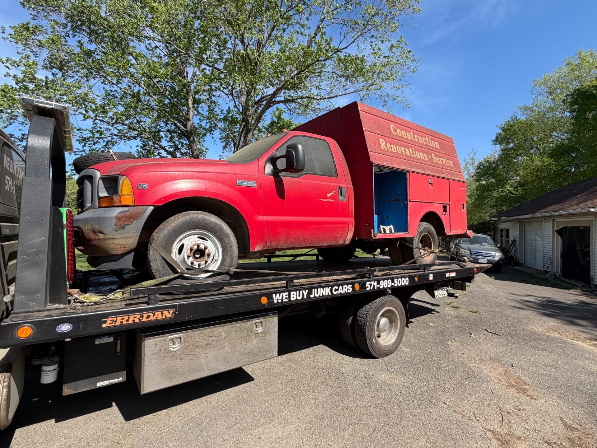 Dalo Auto Recycling flatbed pickup of a vehicle in Stafford, VA